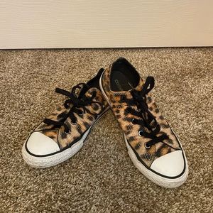 Kids Cheetah Print Converse. Size 2Y.